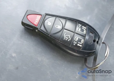 2012 Chrysler Town & Country Touring из США, поврежденный, VIN 2C4RC1BGXCR277909